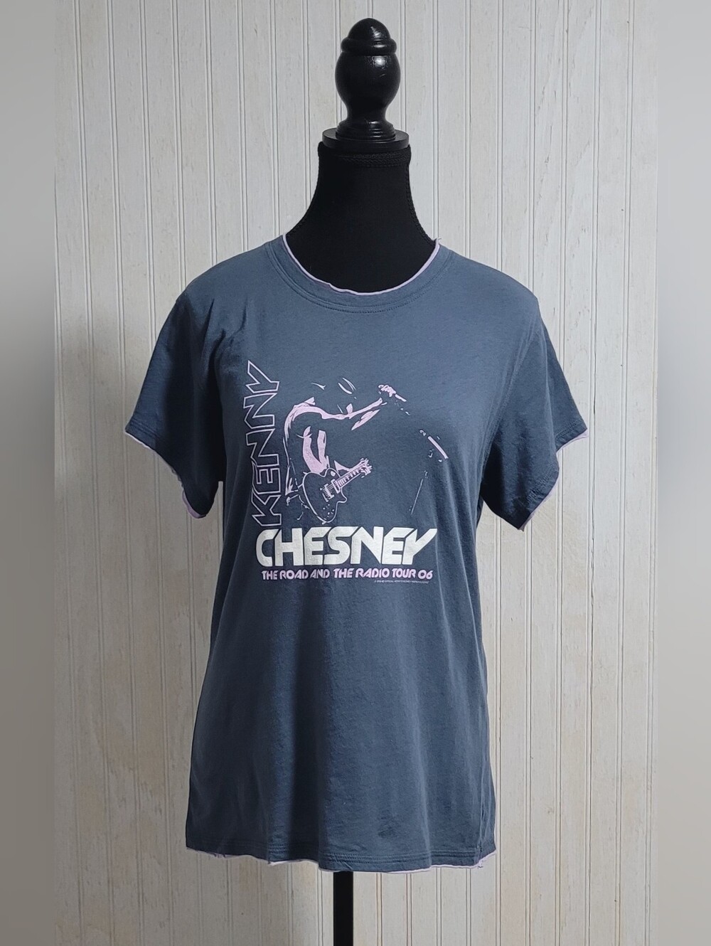 RARE Vintage 2006 Kenny Chesney Tour Graphic Tee Purple Trim XL